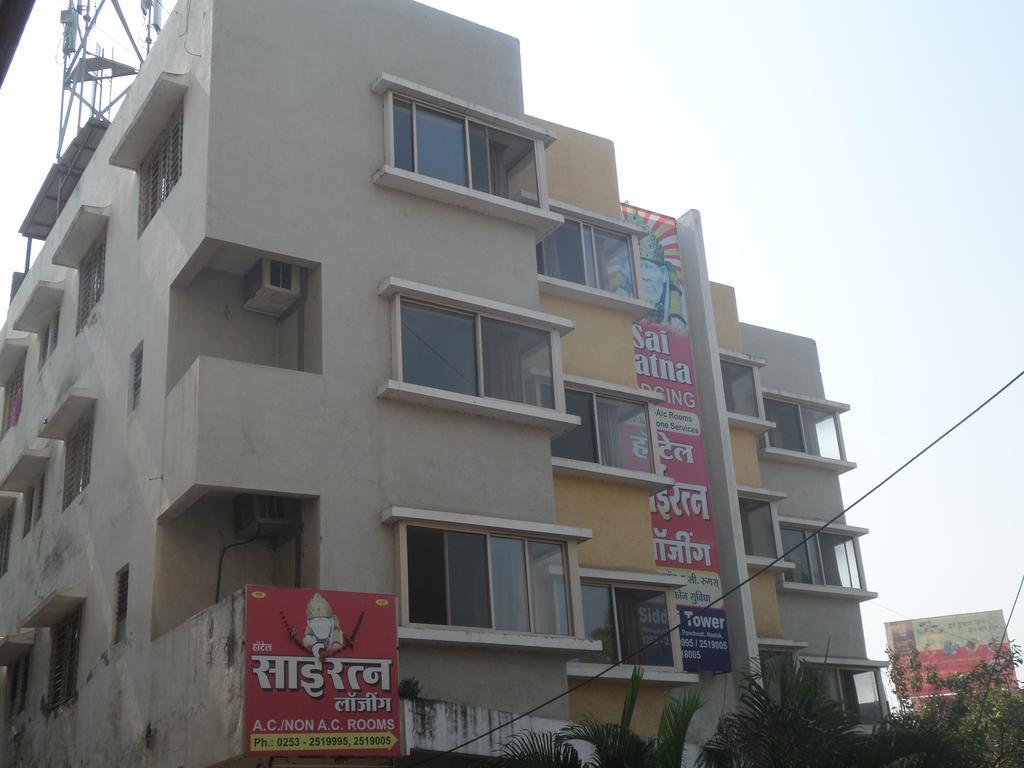 Hotel Sai Ratna Nashik Exteriör bild